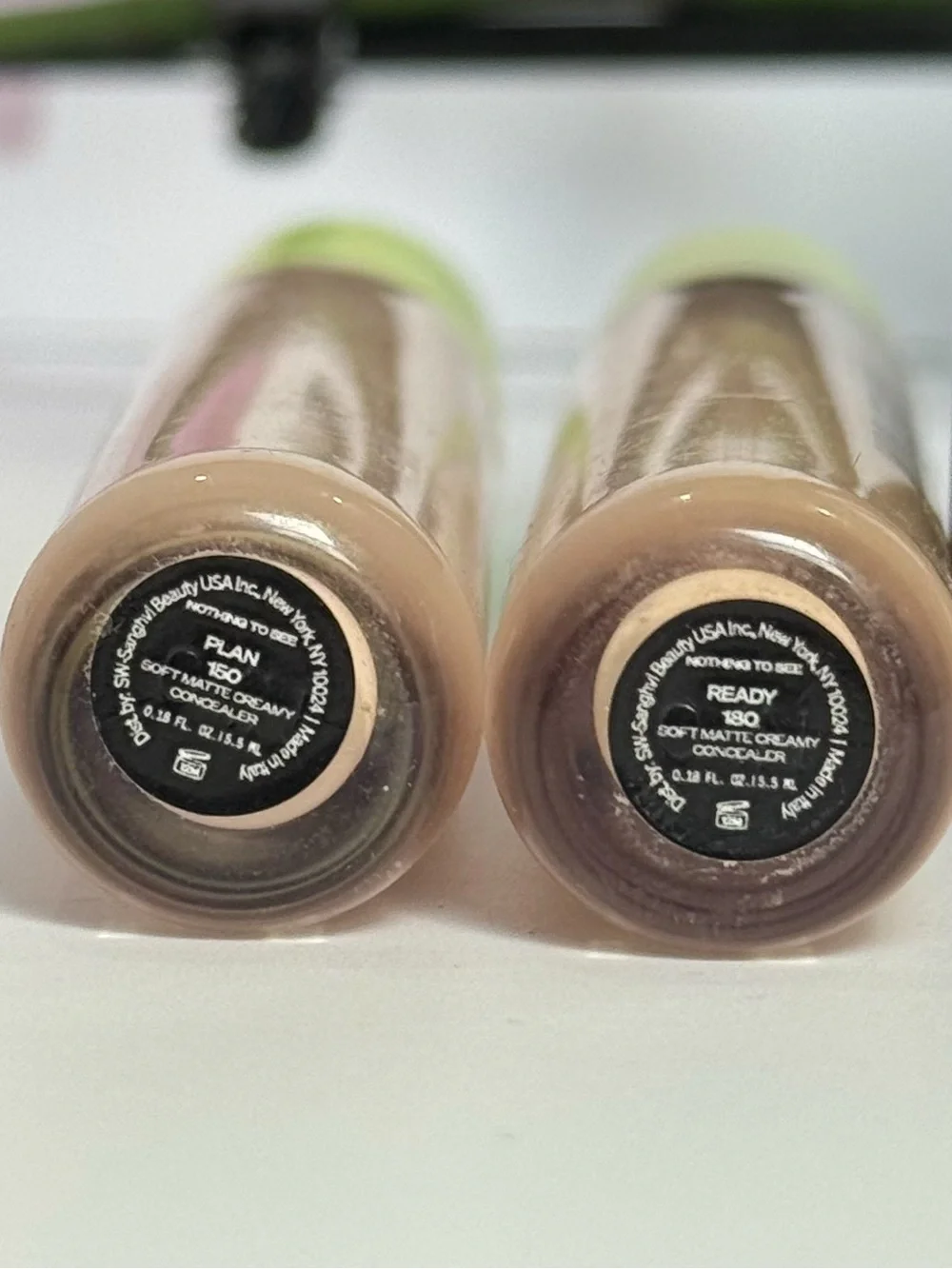 MAKE UP FOR EVER WYN MAKE Beauty Makeup Bundle Concealer Foundation 5 Pc
